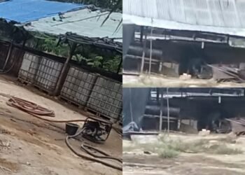 Foto lokasi diduga tempat penyulingan minyak mentah ilegal di Desa Muara Bahar, Kecamatan Bayung Lencir, Musi Banyuasin, Sumatera Selatan, dengan sejumlah peralatan, drum penampung di area terbuka.