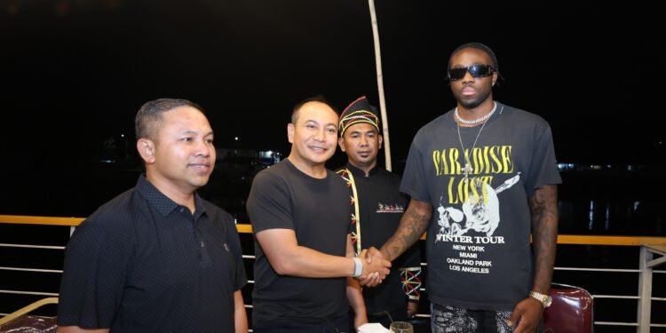 Mally Mall Kapolda Riau Pacu Jalur 2025 Polda Riau Pekanbaru Kuansing Sungai Kuantan Penambangan Emas Tanpa Izin Viral Pariwisata Riau