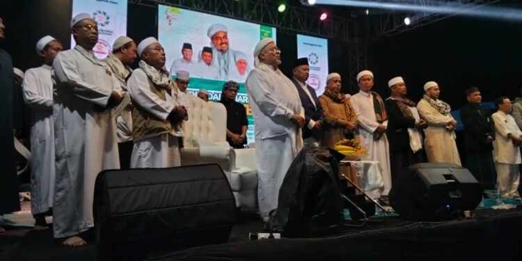 TABLIGH AKBAR HABIB RIZIEQ SHIHAB RAMAI DI PLAZA DAWAH BUMI SULTAN JONGGOL