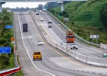 Pengendara Arus Balik Tol Permai agar menjaga kecepatan, Jalan Tol Banyak Bergelombang