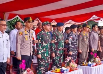 Menteri Lingkungan Hidup / Kepala Badan Pengendalian Lingkungan Hidup RI Pimpin Apel Siaga Penanggulangan Kebakaran Lahan Dan Hutan Di Kota Dumai