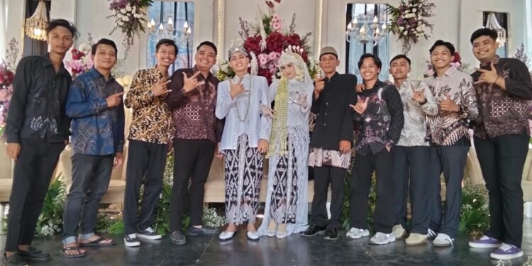 PERNIKAHAN SYAEPUL ANWAR PUTRA IWAN SETIAWAN (CILEUNGSI, BOGOR) DENGAN RIRISTIA AYUNI PUTRI EDY SUBUR (CISALAK, DEPOK)