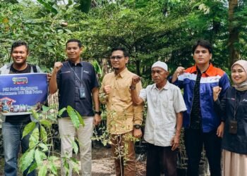 Sambut Hari Lingkungan Hidup, PGN Area Dumai Salurkan Bibit Pohon untuk Wujudkan Dumai Asri