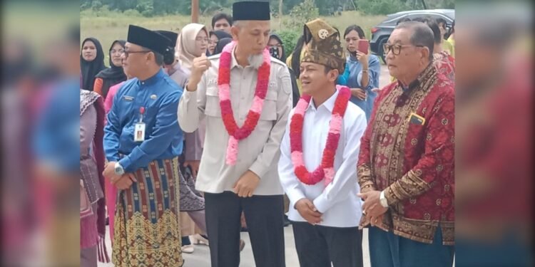 Wakil Menteri Pendidikan Dasar dan Menengah Kunjungi Sekolah Maitreyawira Dumai