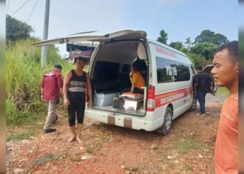 ambulance rsud_UtusanRakyat - Utusan Rakyat Tak Memiliki Data Kependudukan, Warga Badak Ujung Sempat Takut Berobat ke Rumah Sakit