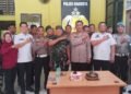 TNI-POLRI-PEMKOT KOMPAK, DANRAMIL & CAMAT BINAWIDYA SAMBANGI POLSEK BINAWIDYA HUT BHAYANGKARA KE-80