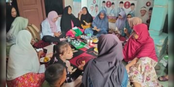 Pastikan Tepat Sasaran, Dinas Sosial Kecamatan Cileungsi Verifikasi Anggota PKH Melalui Pemindaian Wajah