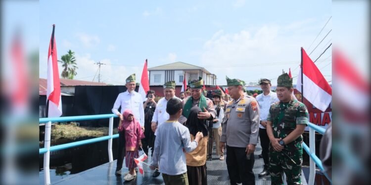 Kapolri Resmikan 80 Jembatan Merah Putih Presisi, Perkuat Konektivitas dan Kesejahteraan