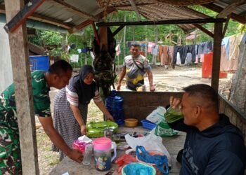 Secangkir Kopi dan Hidangan Sederhana, Cara Warga Lhok Panah Menjamu Satgas TMMD Ke-129 Kodim 0102/Pidie