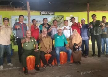 PAB (Pecinta Alam Bahari) Bersama Yayasan Restorasi Hijau Lestari Melaksanakan Kegiatan Penanaman Bakau Sempena Hari Mangrove Sedunia