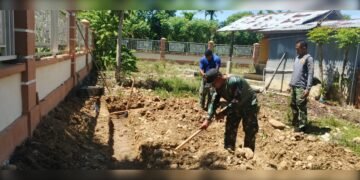 Peduli Kebutuhan Warga, Satgas TMMD Ke-129 Kodim 0102/Pidie Mulai Bangun MCK dan Sumur Bor