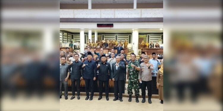 Rapat Paripurna DPRD Kabupaten OKI Bahas Perubahan Perda Pajak dan Retribusi Daerah serta Raperda Baru
