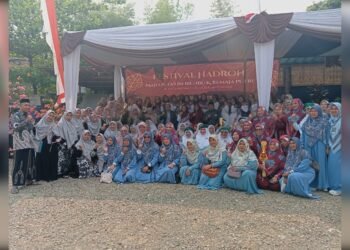 festifal cileungsi_UtusanRakyat - Utusan Rakyat Festival Hadroh Majelis Taklim Baitusyifa Meriahkan Cileungsi