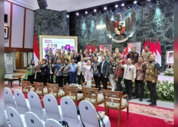 IKAL Lemhannas DKI Jakarta bersama IKABNAS (Ikatan Keluarga Alumni Kebangsaan Lemhannas) Gelar Seminar Nasional Bahas Penguatan Wawasan Kebangsaan Menuju Indonesia Emas 2045
