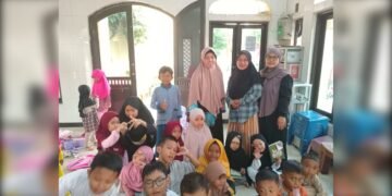 Garda Terdepan Pendidikan Anak: Pengabdian Ustazah TPQ Darurrohmah dalam Menyiapkan Generasi Rabbani