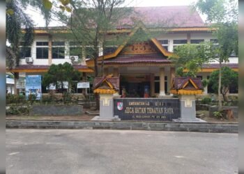 Layanan Publik Terhambat, Administrasi Kependudukan Ratusan Warga Nias di Tenayan Raya Belum Tertib