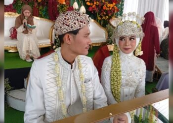 happy wedding_UtusanRakyat - Utusan Rakyat HAPPY WEDDING DENA PRANSISCA DAN RIZKY IBNU MUBAROK