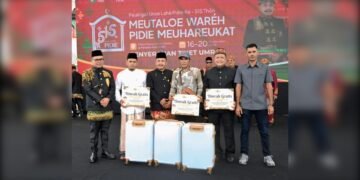 PT Amat Tong Diesel Geumpang: Bawa Semangat Kepedulian, 3 Paket Umrah Dibagikan pada Puncak Perayaaan HUT Pidie ke-515