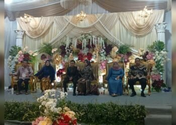 Dihadiri Tokoh Masyarakat dan Alumni Sekolah, Resepsi Pernikahan Anita dan Gray di Cileungsi Berlangsung Khidmat