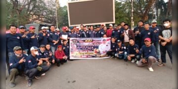 Wujud Kepedulian Terhadap Warga, Erwin King dan Jajaran Solidaritas Serigala Indonesia Bagikan Masker